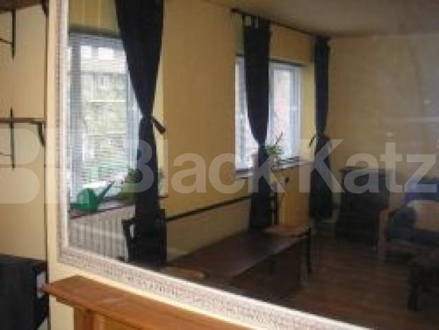 			Studio Apartment, 1 bath, 1 reception Studio			 St Albans Road, PARLIAMENT HILL